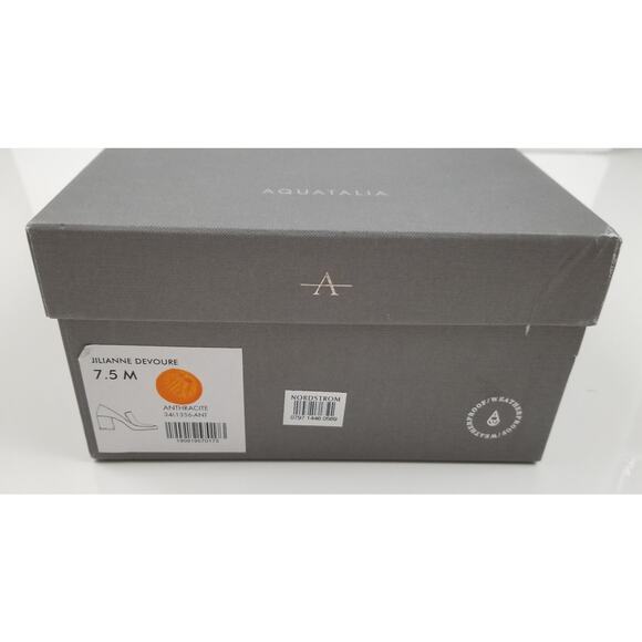 Aquatalia Jilianne Devoure Anthracite Black Suede Textured Pumps 7.5 NIB $395 - Picture 8 of 8